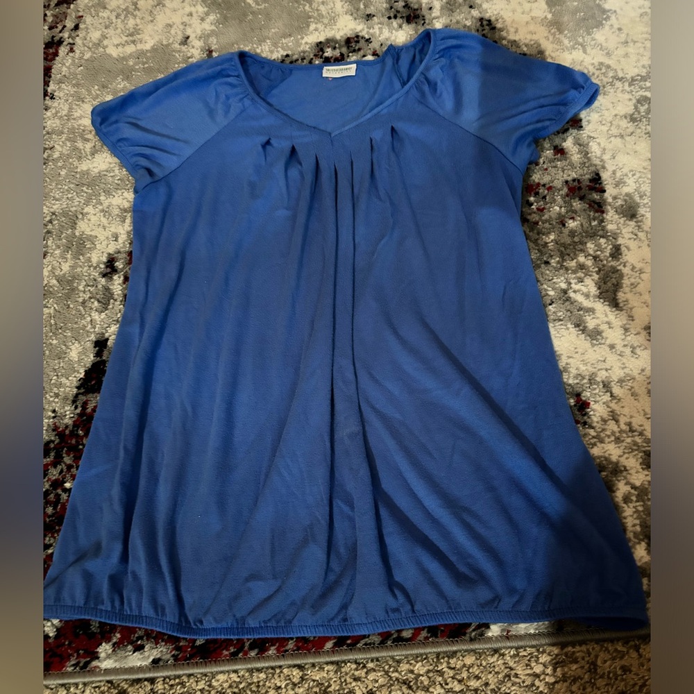 Motherhood Maternity brand short-sleeved shirt - size M.